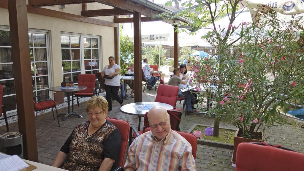 Zum Ochsen Hotel Hauenstein Exterior foto
